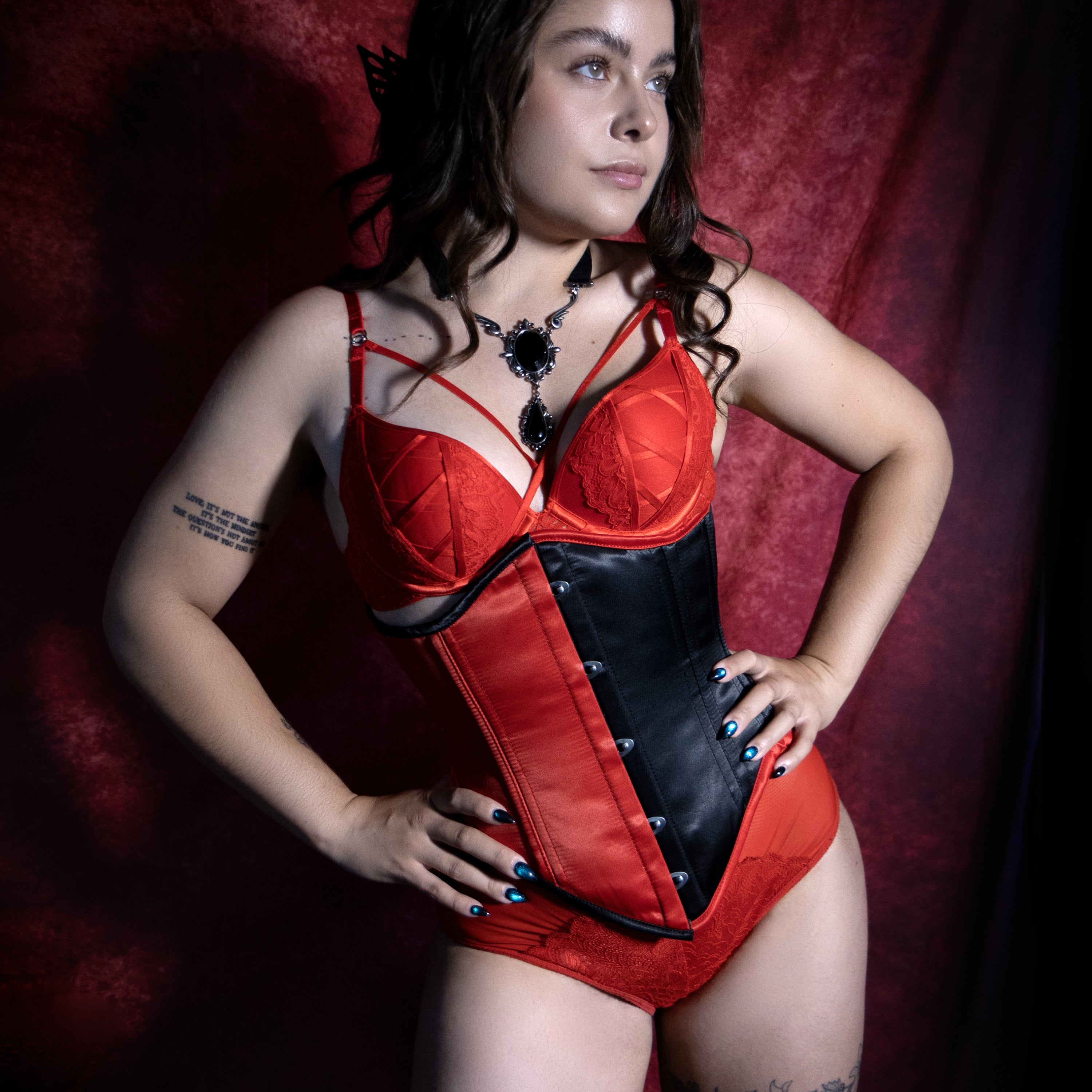 Mina - Korsett aus Harlekin-Satin mit Stahlstäbchen